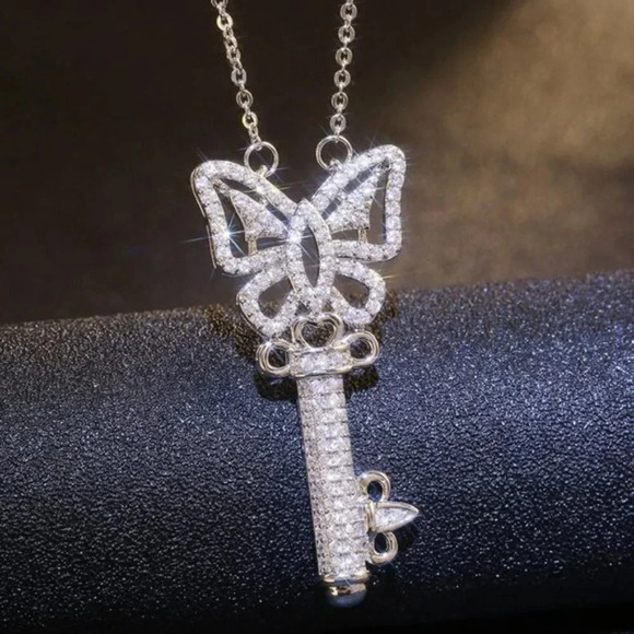 NEW Silver Diamond Butterfly Key Pendant Necklace - Picture 7 of 8